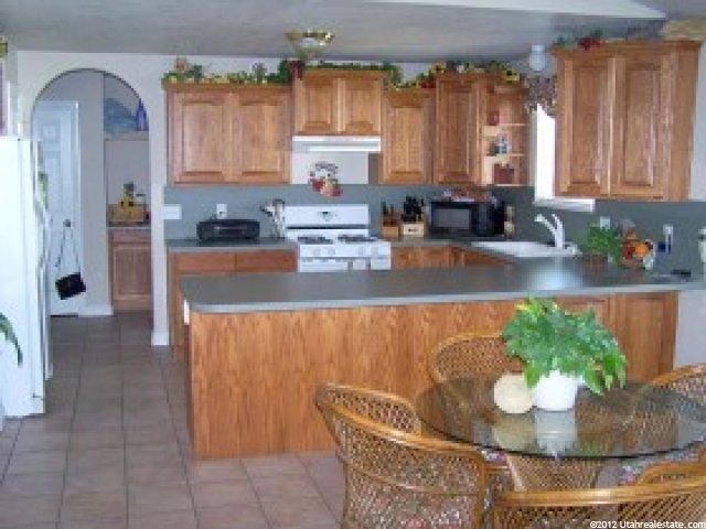 2384 S 950 W, Syracuse, UT 84075 — photo 3