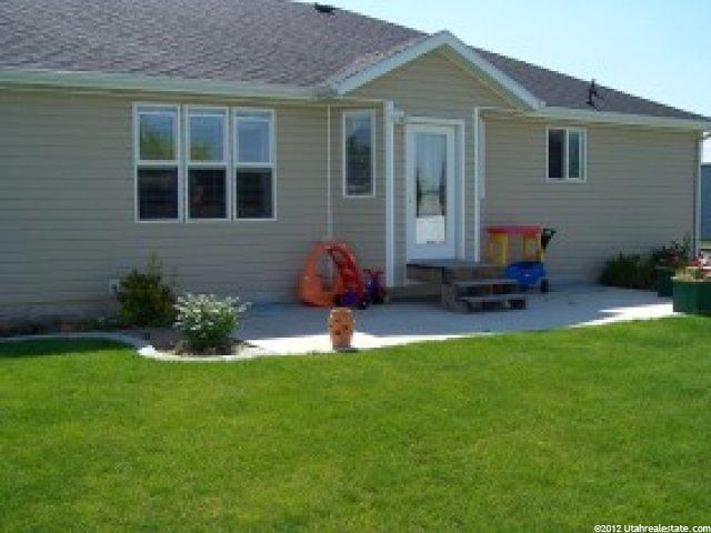 2384 S 950 W, Syracuse, UT 84075 — photo 2