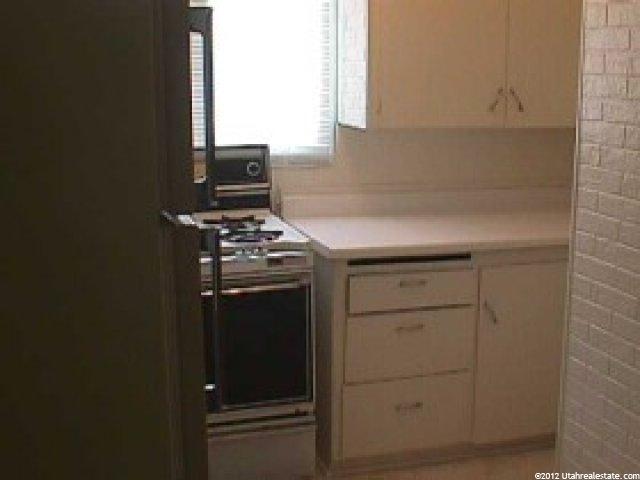 647 23rd St, Ogden, UT 84401 — photo 2