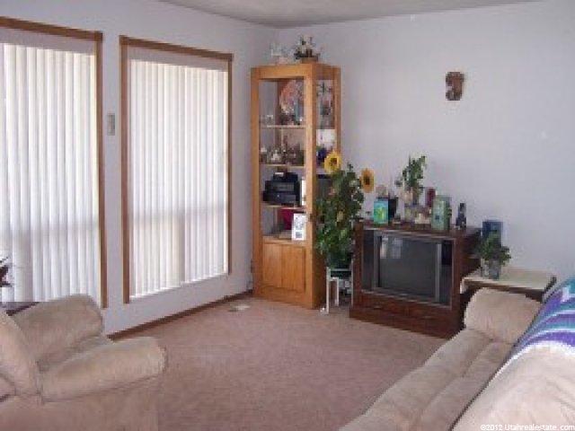 651 Valley View Dr, Tooele, UT 84074 — photo 2