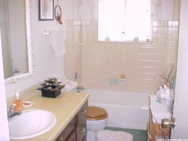 3070 N 2350 E, Layton, UT 84040 — photo 8