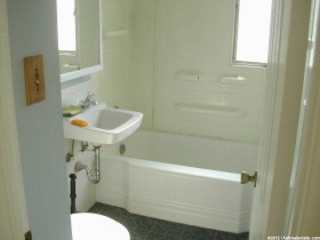 4376 S 250 W, Washington Terrace, UT 84405 — photo 3