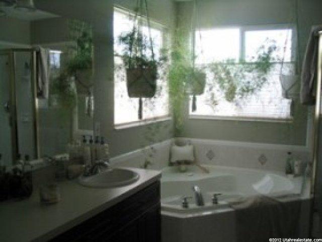1557 Doral Dr, Syracuse, UT 84075 — photo 7