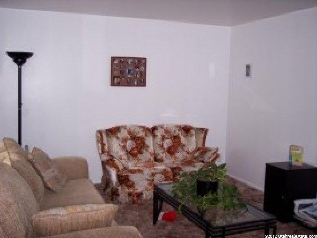 6049 S 4260 W, Kearns, UT 84118 — photo 3