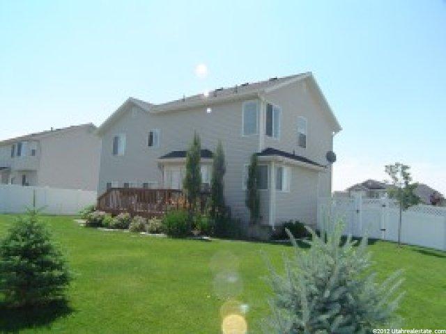 587 E 2100 S, Clearfield, UT 84015 — photo 4