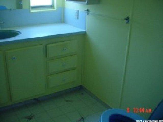 3800 S 1900 W #76, Roy, UT 84067 — photo 4