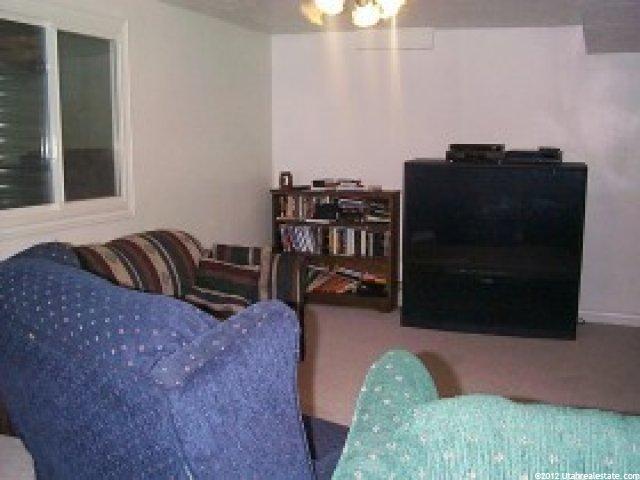515 E 300 S, Hyrum, UT 84319 — photo 3
