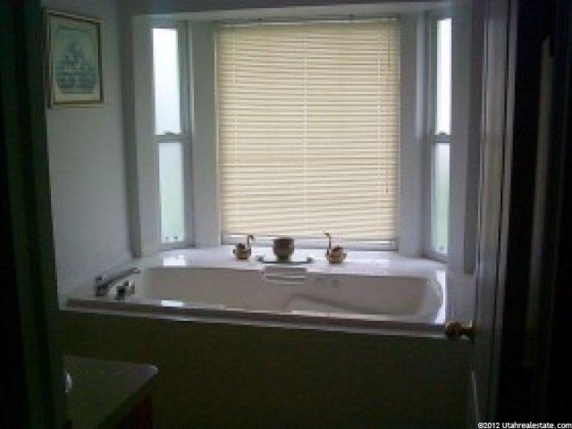 515 E 300 S, Hyrum, UT 84319 — photo 7