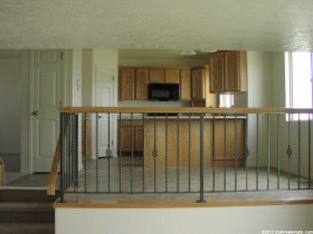 1309 N 2530 W, Clinton, UT 84015 — photo 4