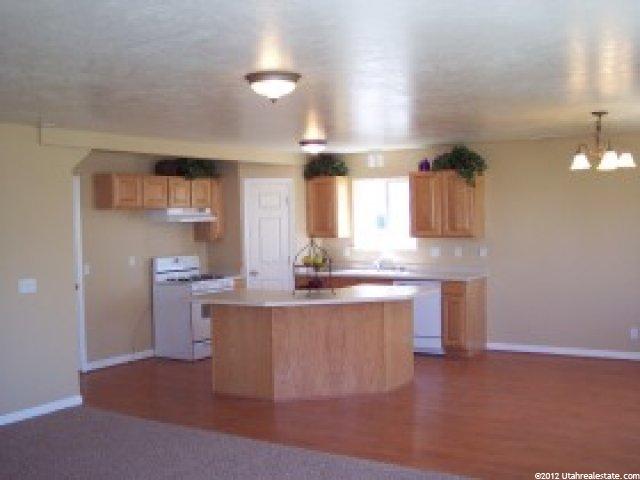 203 S Sunstone Cir W, Logan, UT 84321 — photo 2