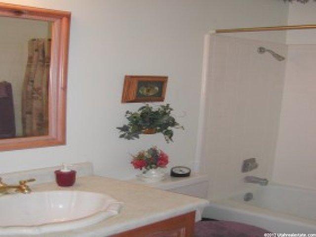 1907 S Main St #1/2, Bountiful, UT 84010 — photo 4