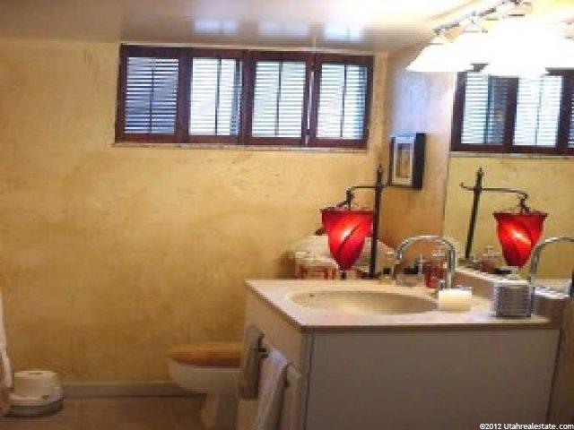 2128 E Lorita Way S, Sandy, UT 84093 — photo 2