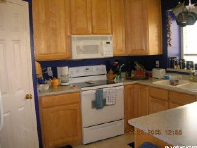 88 E 1770 N, Layton, UT 84041 — photo 3