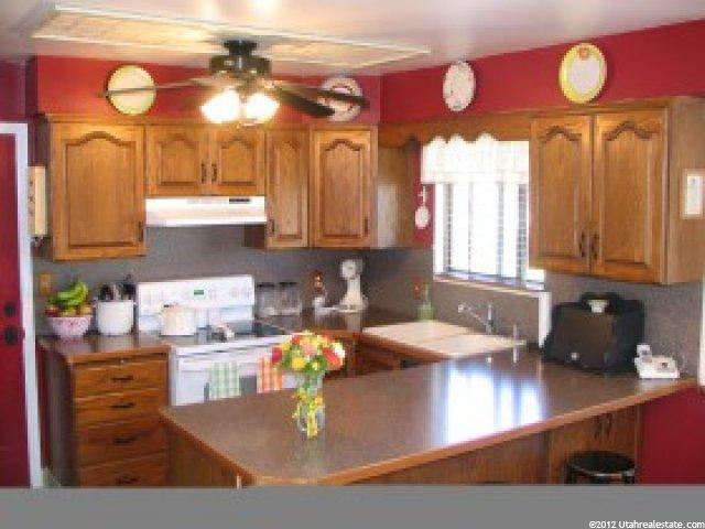 221 S 200 E, Midway, UT 84049 — photo 2