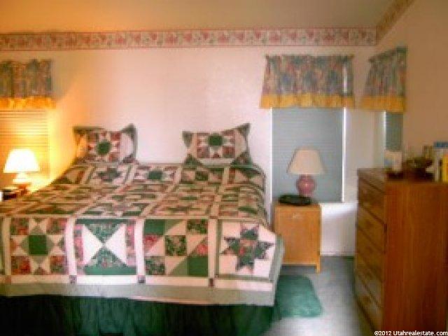 653 E Main St E, Grantsville, UT 84029 — photo 4