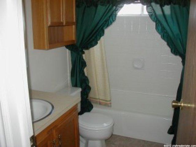 1903 N Mathew Dr, Layton, UT 84041 — photo 4