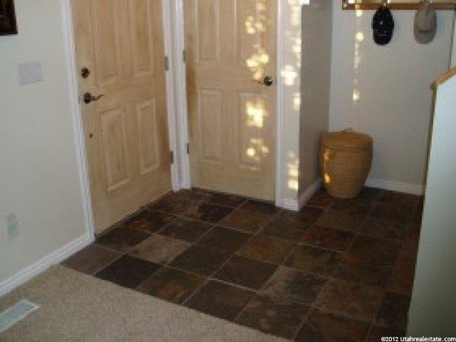 641 W Willow Bend Dr, Centerville, UT 84014 — photo 3