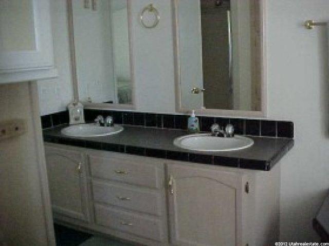 400 W 2600 N #35, Layton, UT 84041 — photo 5