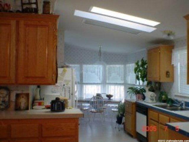 280 N 400 W, Mt Pleasant, UT 84647 — photo 4