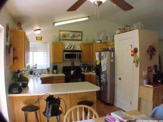 540 S 875 E, Layton, UT 84041 — photo 3