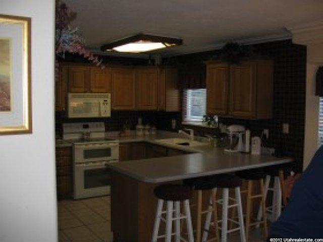 1002 River Walk Dr, Riverton, UT 84065 — photo 3