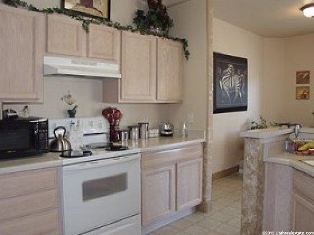 4854 Gamblers Cv, Riverton, UT 84065 — photo 3