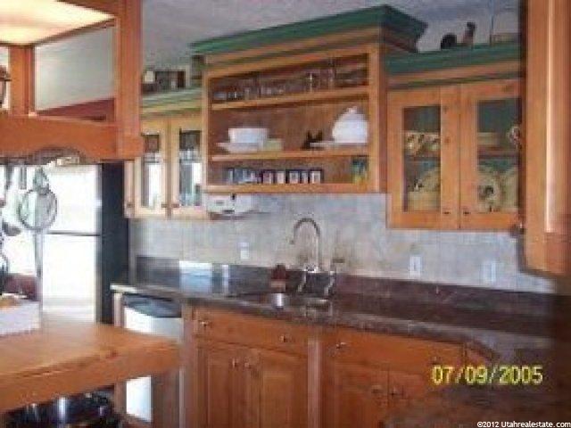 453 E 1700 N, North Ogden, UT 84414 — photo 2