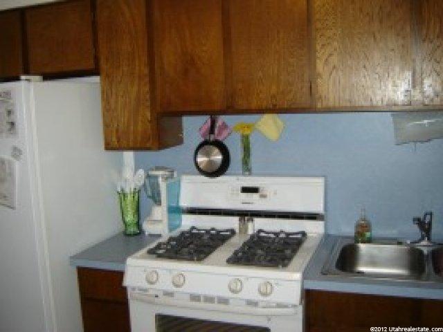 1155 S 1000 E #C11, Clearfield, UT 84015 — photo 7