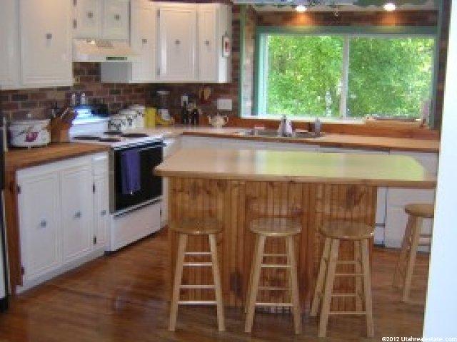 938 N 500 W, Centerville, UT 84014 — photo 4