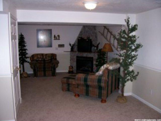 709 W 1960 N, Clinton, UT 84015 — photo 4