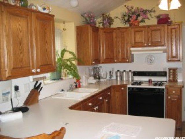 383 W Williams Ln, Centerville, UT 84014 — photo 3