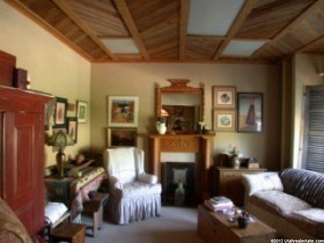 827 Woodside Ave, Park City, UT 84060 — photo 2