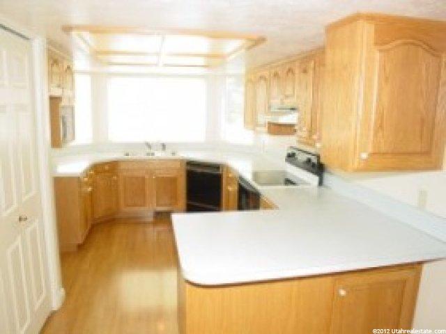 1419 Raddon Dr, Sandy, UT 84092 — photo 3