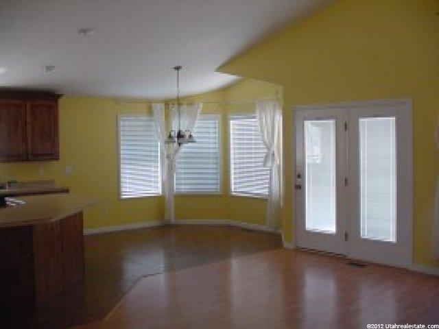 739 Edgewood Dr, South Ogden, UT 84403 — photo 5