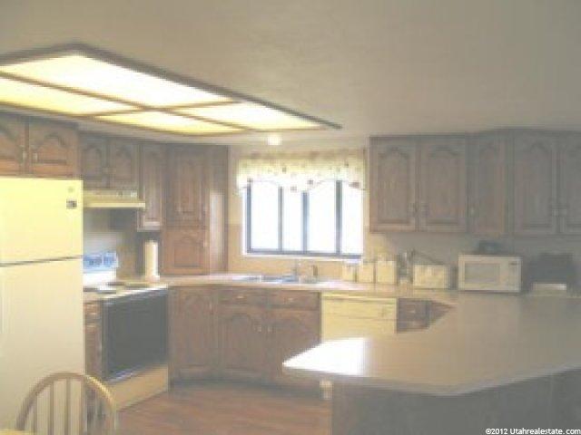 3568 N 2400 E, Layton, UT 84040 — photo 2