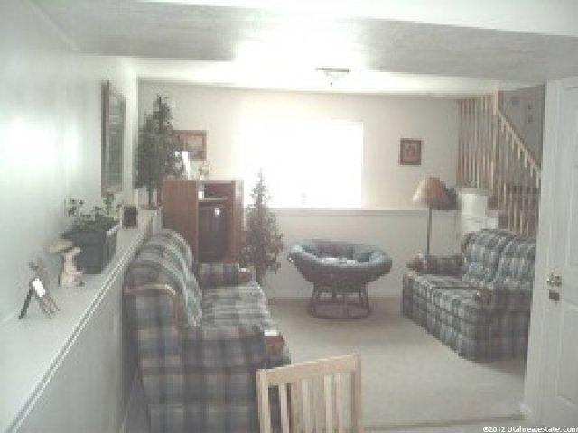 381 E 200 S, Kaysville, UT 84037 — photo 2