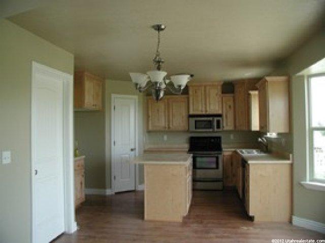 1418 Troon Dr, Syracuse, UT 84075 — photo 5