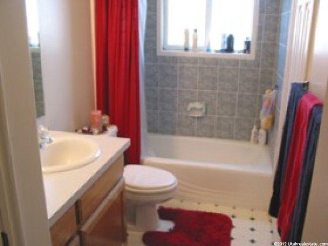 1331 N 2835 W, Clinton, UT 84015 — photo 5