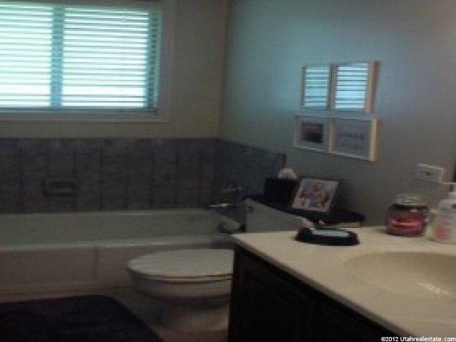 2052 W 4600 S, Roy, UT 84067 — photo 7