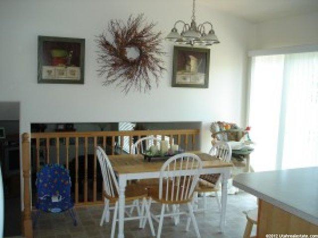 2103 W 2075 N, Clinton, UT 84015 — photo 4