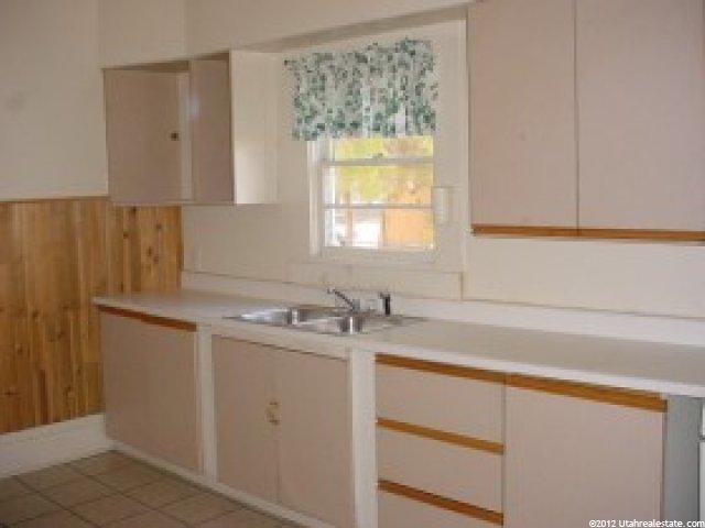 2352 Jackson Ave, Ogden, UT 84401 — photo 4