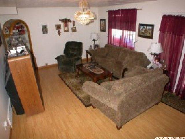 1606 N 25 E, Layton, UT 84041 — photo 3