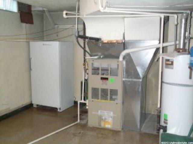 365 E 300 N, Logan, UT 84321 — photo 7