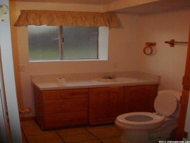 626 Ivy Dr, Midvale, UT 84047 — photo 5