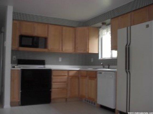 626 Ivy Dr, Midvale, UT 84047 — photo 7