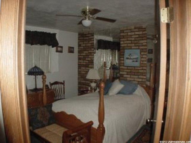 265 S Canyon Way E, Centerville, UT 84014 — photo 5