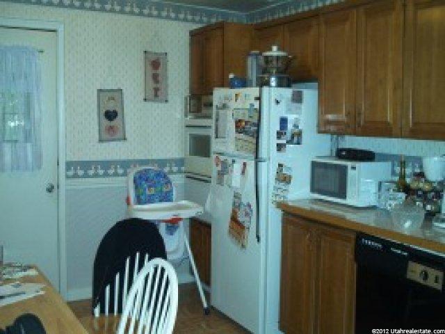 757 Ogden Ave, Ogden, UT 84404 — photo 2