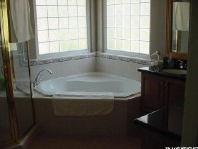 4770 Skyline Dr, Ogden, UT 84403 — photo 7