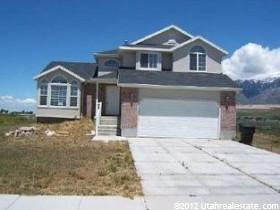 2572 W 2725 N, Farr West, UT 84404