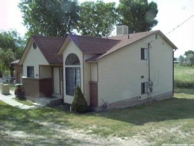 255 Larsen Ln, Ogden, UT 84404 — photo 2
